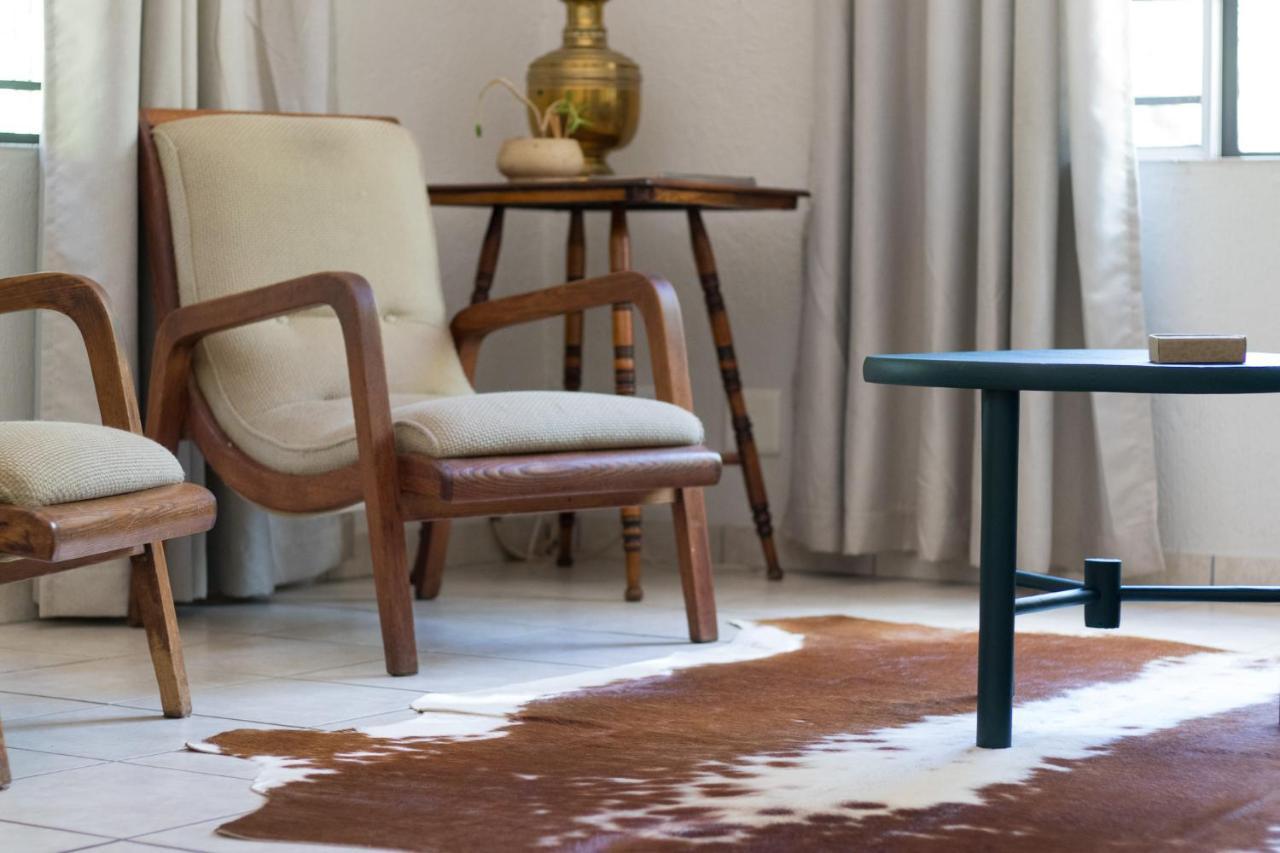 Hello Kruger Hideaway Cottage & Skilpad Studio 玛洛斯帕克 外观 照片