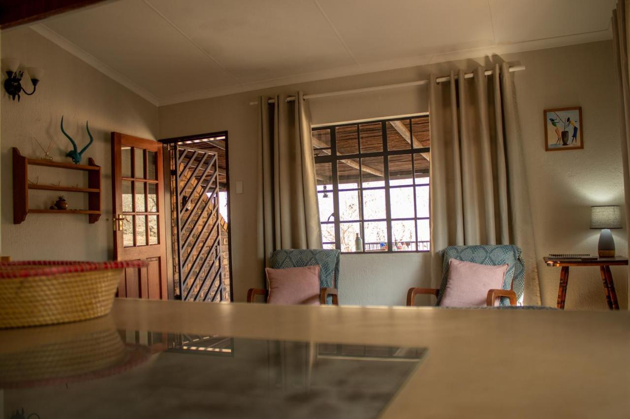 Hello Kruger Hideaway Cottage & Skilpad Studio 玛洛斯帕克 外观 照片